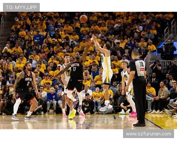 库里赞追梦独特贡献小佩顿展现个人风格助力球队